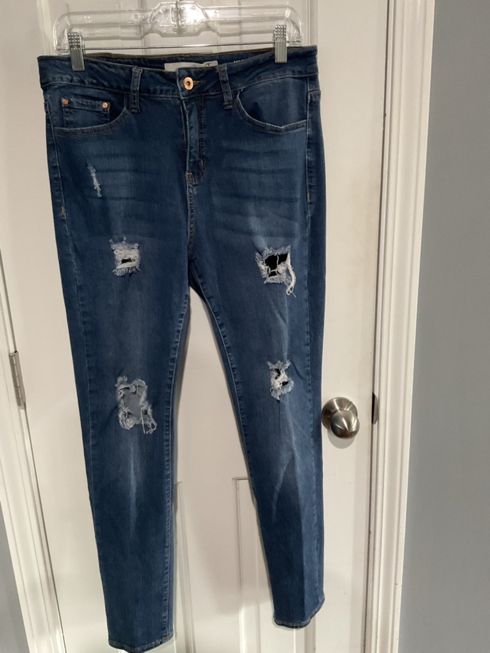 !iT Kylie High Rise Curvy Skinny Ankle Dark Blue Distressed Women's Jeans 12 - Picture 1 of 5